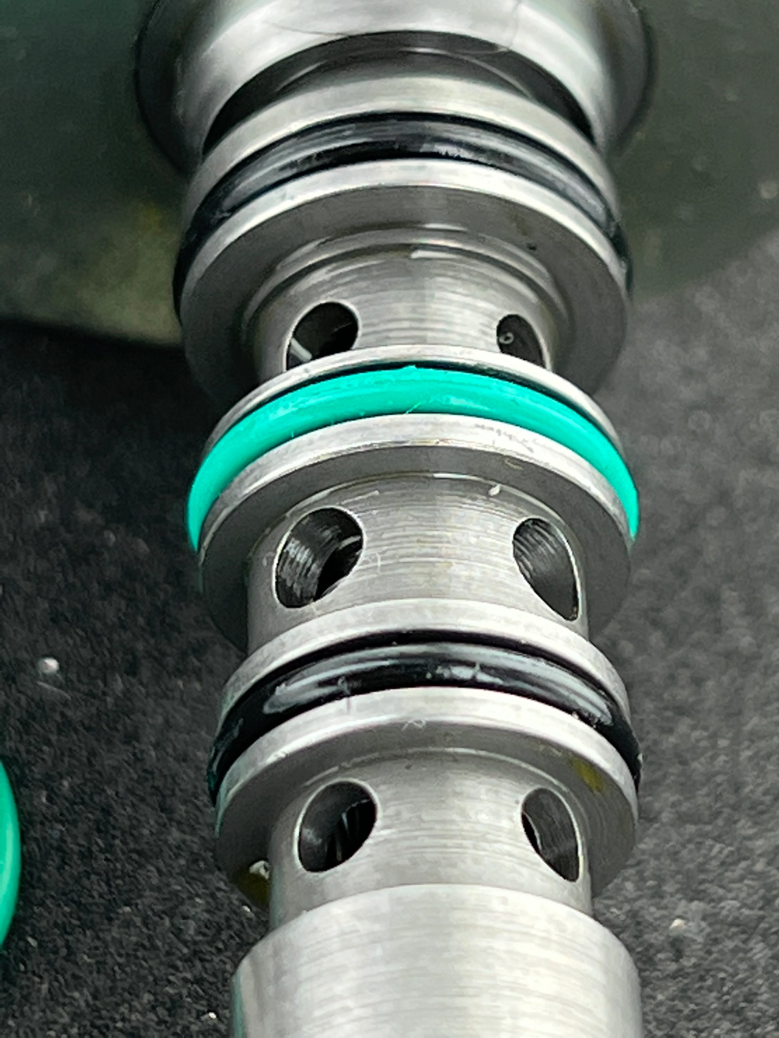 Maserati 248352 Solenoid Valve - Image 3